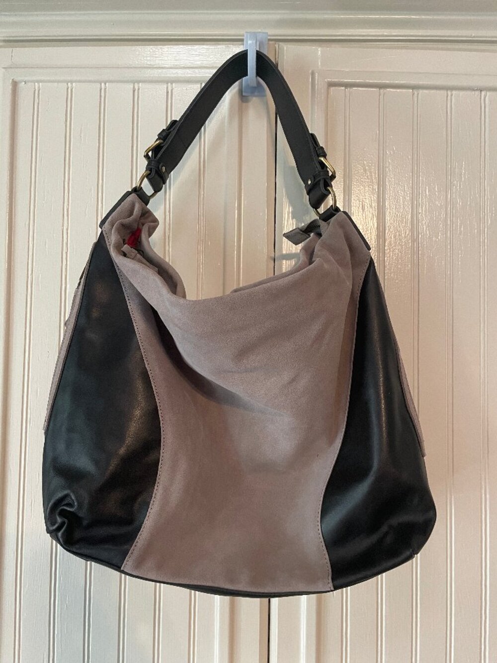 Ellington Isabel Hobo Bag, NWOT, Gray and Black - Picture 3 of 4